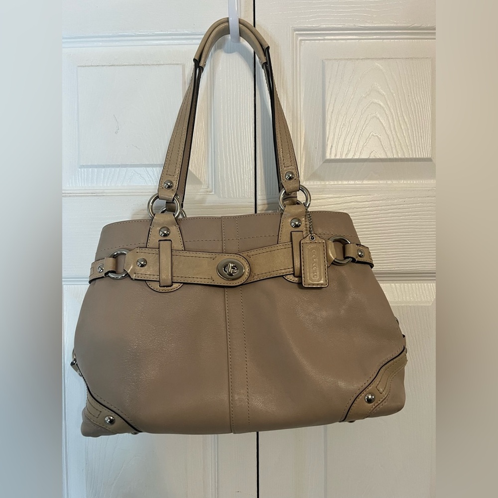 Coach Carly Ivory Leather Carryall Satchel J0873-13236 Cream Shoulder Bag